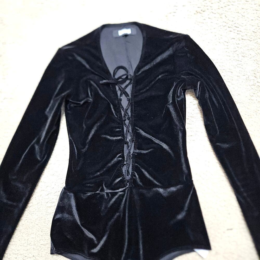 Reformation Velvet Avalon Bodysuit Black Long Sleeve Lace Front Size Small - Picture 4 of 7
